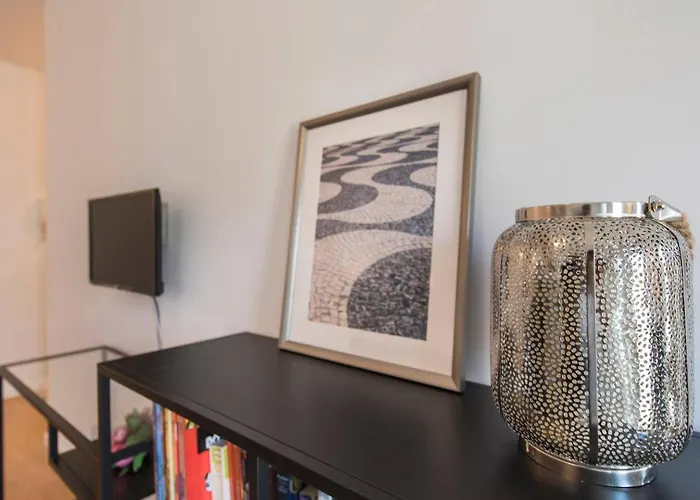 Comfortable Apartment in Campo Pequeno